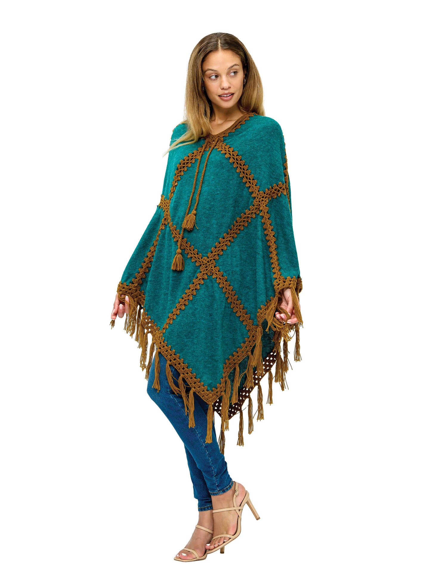Poncho Patchwork Bohemian Vibe Crochet Details
