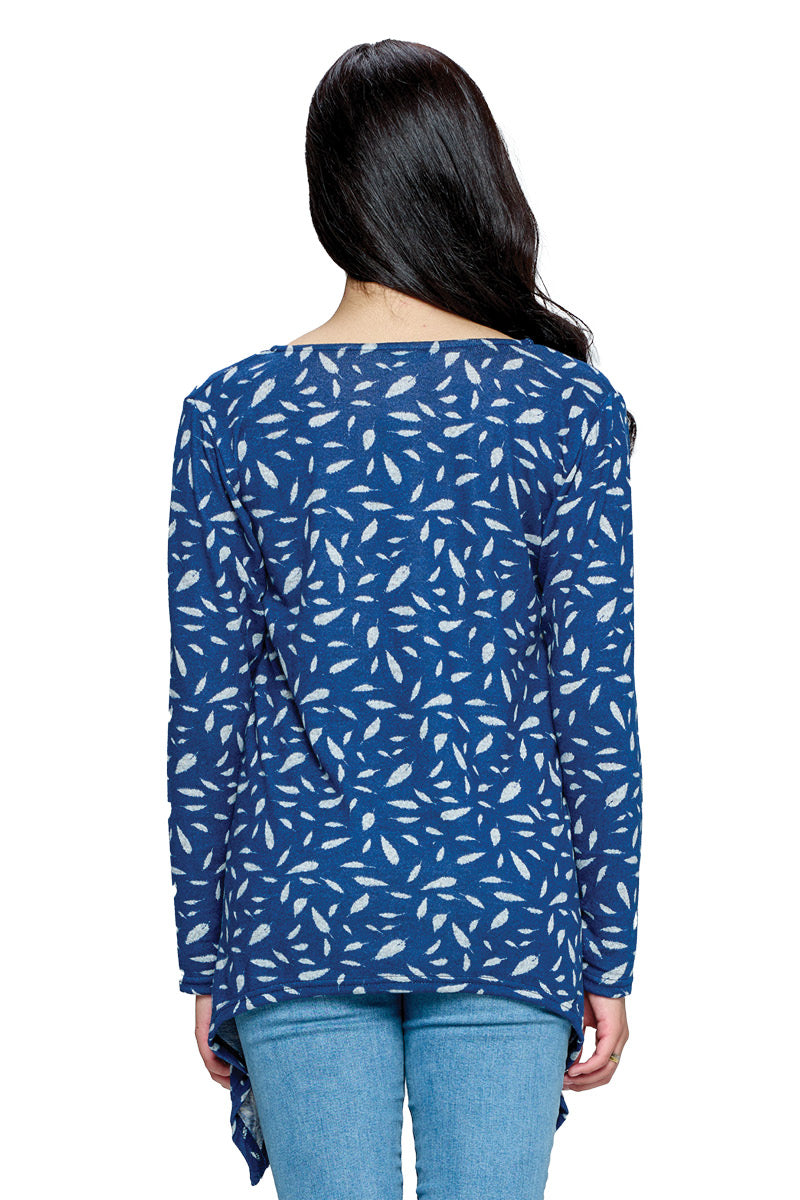 Top Feathers Print SharkBite