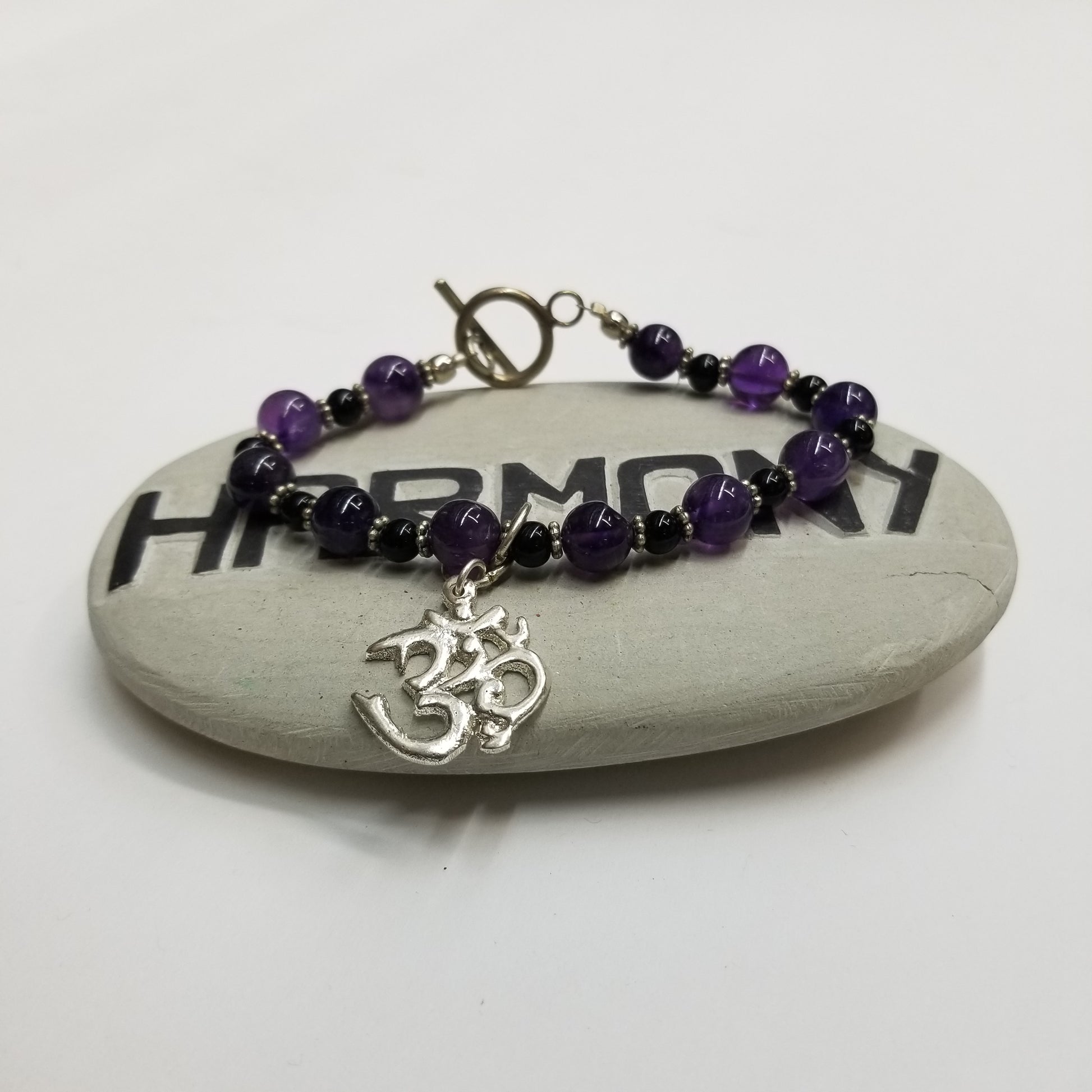 Om Bracelet | Yaknyeti  Accessories | Amethyst Stone & Om Bracelet