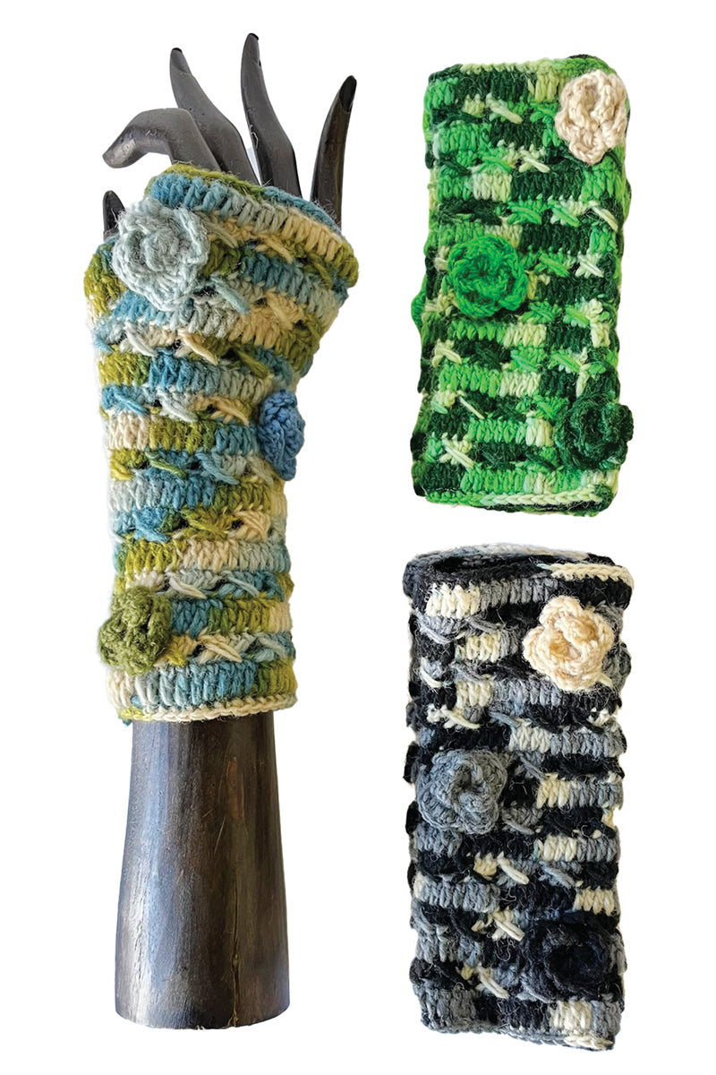 Handwarmers Floral Crochet Details